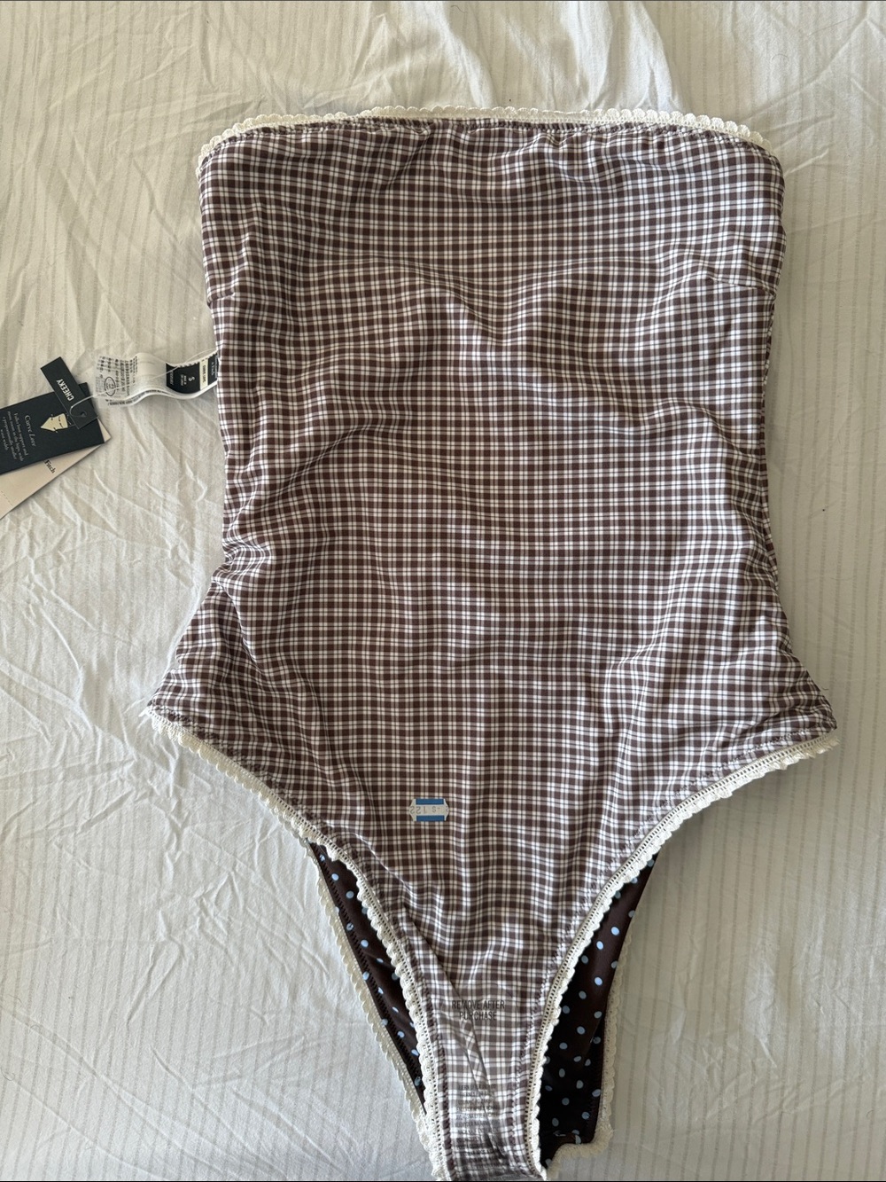 Brand new with tags Abercrombie reversible swimsuit - Picture 2 of 4